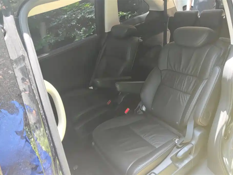 Honda Odyssey 2018 — фото 11