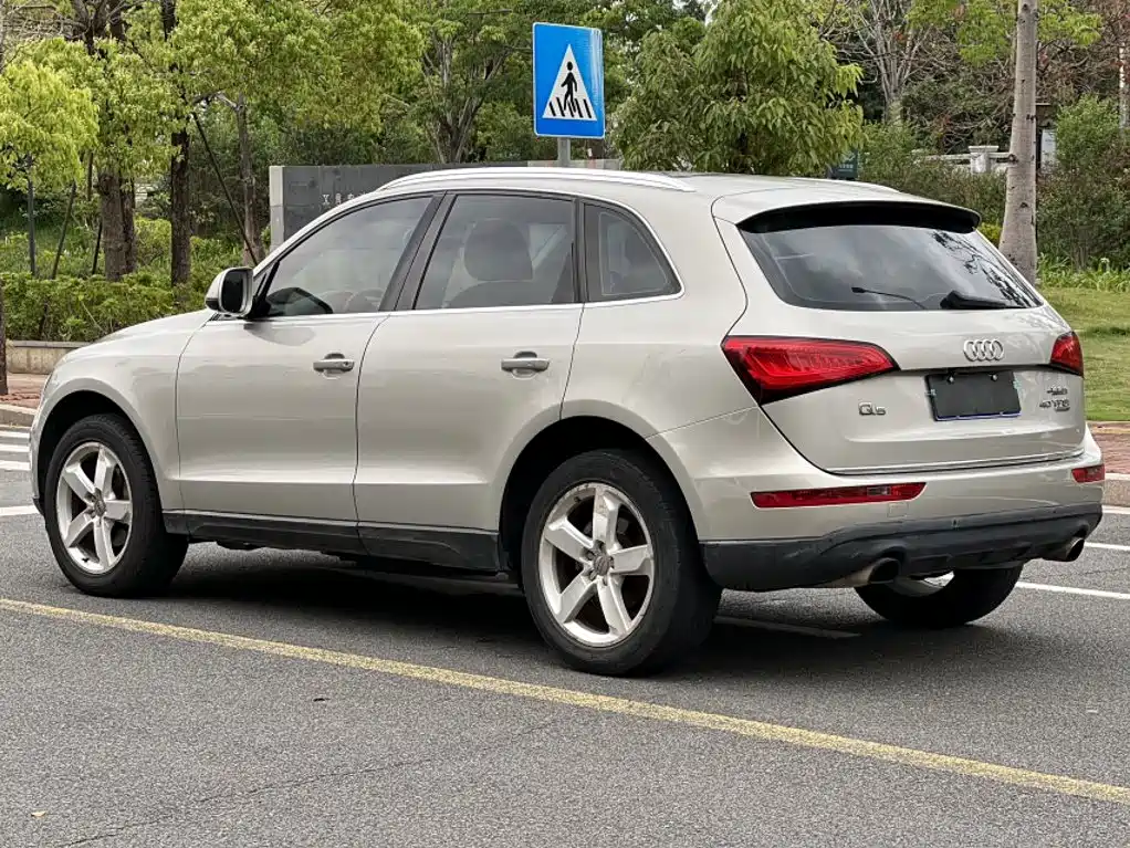 Audi Q5 2015 — фото 15