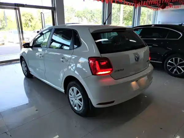 Volkswagen Polo 2016