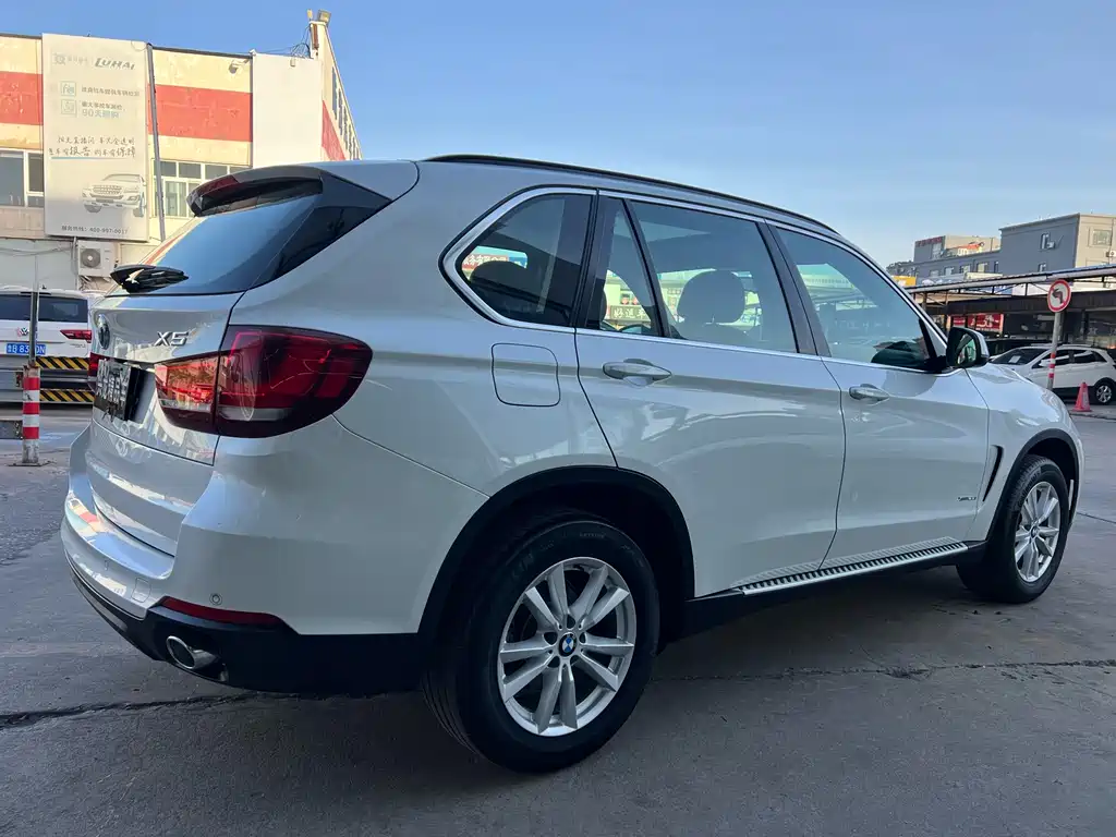 BMW X5 2015 — фото 15