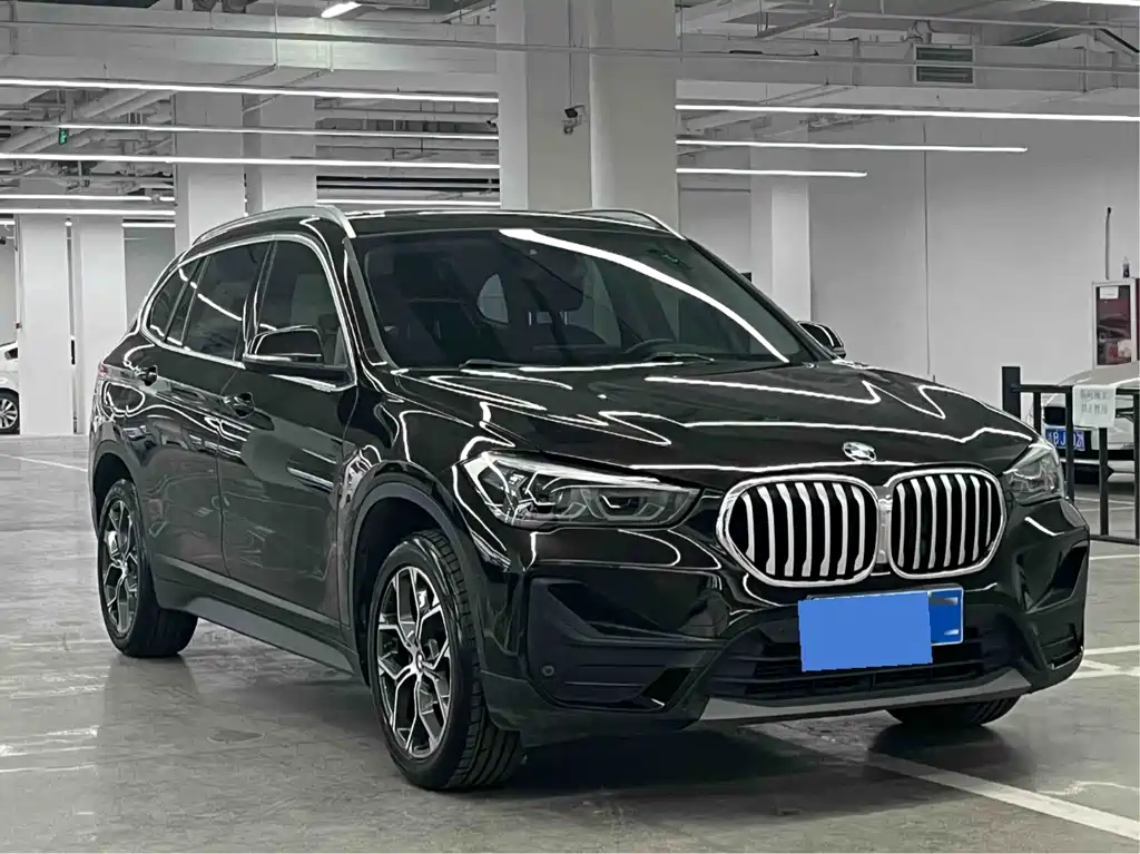 BMW X1 2019 — фото 3
