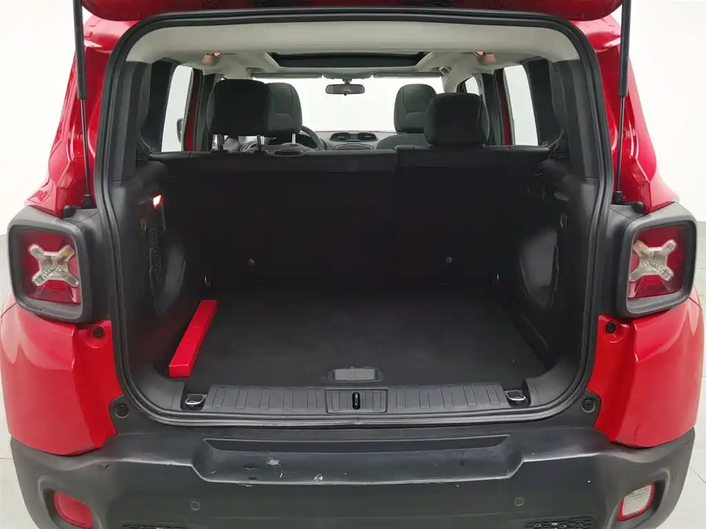Jeep Renegade 2021 — фото 16