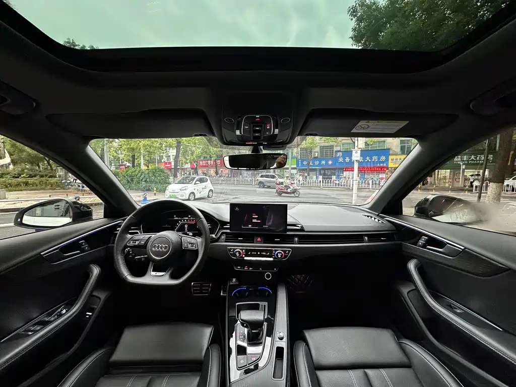 Audi A4L 2024