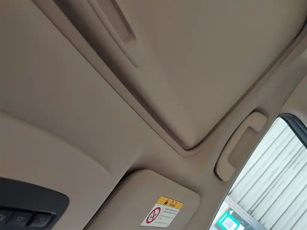 Toyota Camry 2018 — фото 18