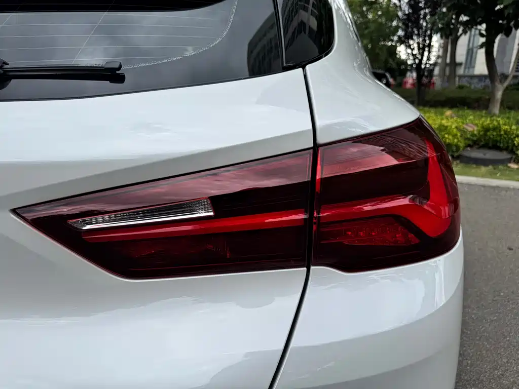 BMW X2 2021 — фото 8