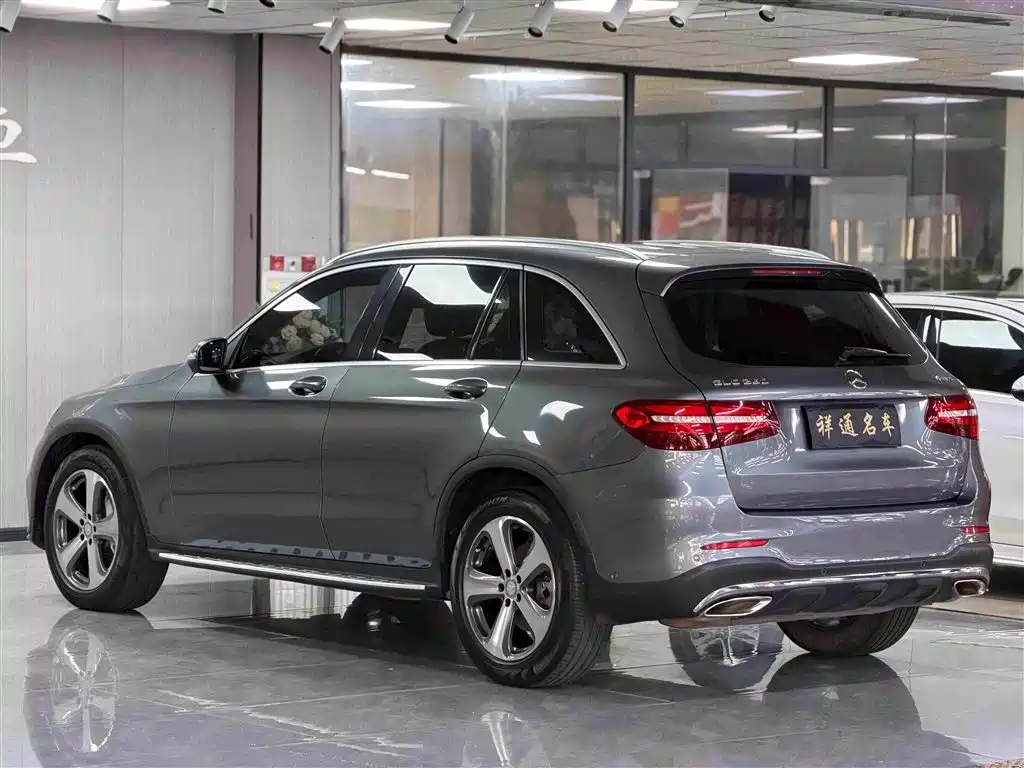 Mercedes-Benz GLC 2017 — фото 9