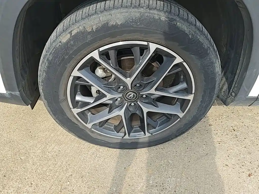 Changan CS75PLUS 2023 — фото 23
