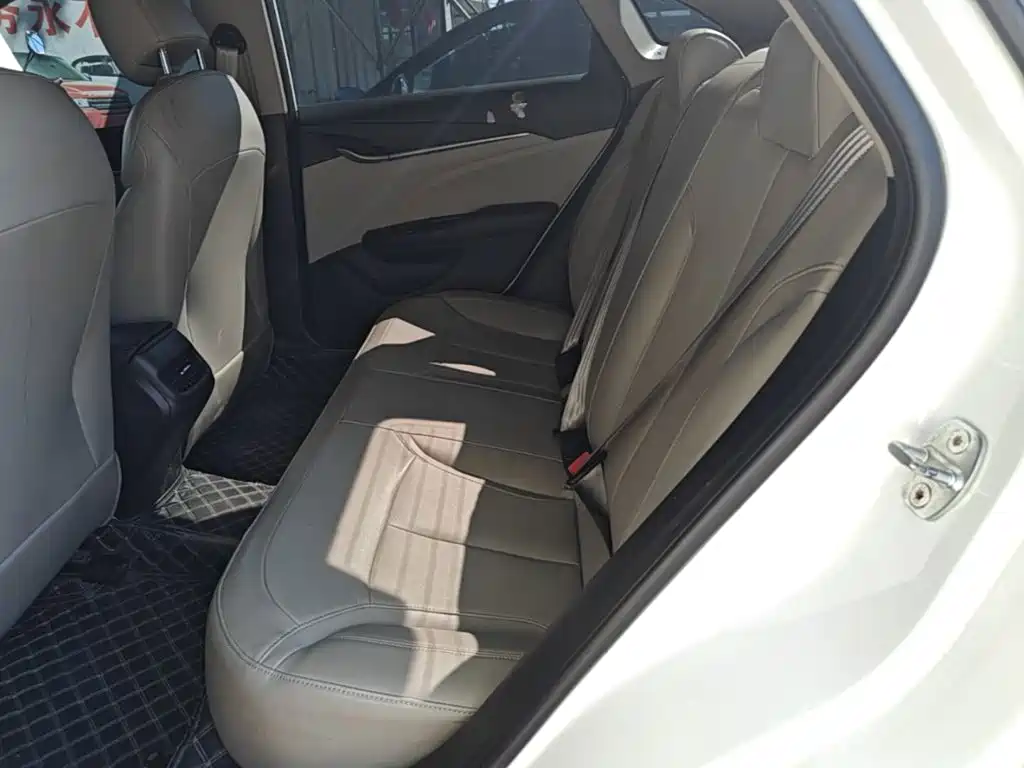 Buick Excelle 2020 — фото 17