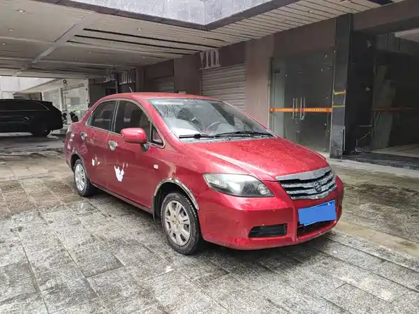 Everus S1 2012