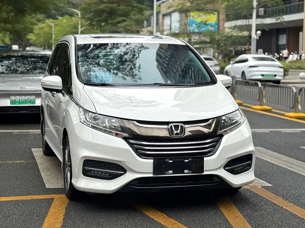 Honda Odyssey 2019 — фото 3
