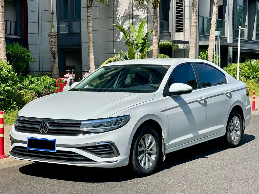 Volkswagen Bora 2023