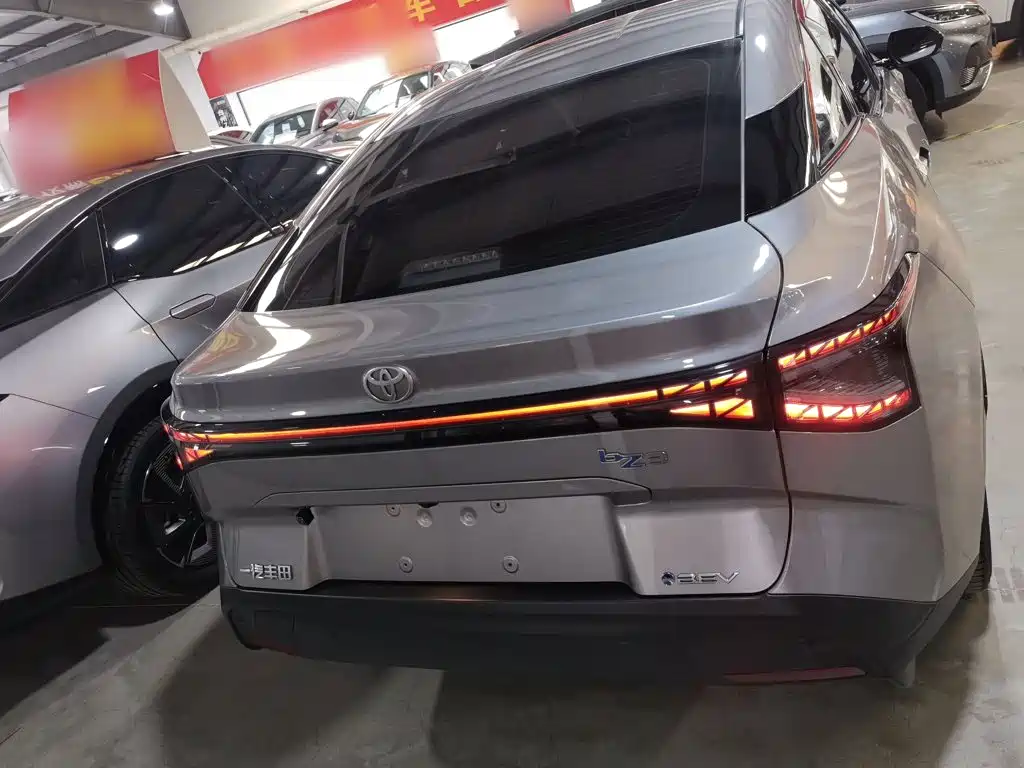 Toyota bZ3 2024