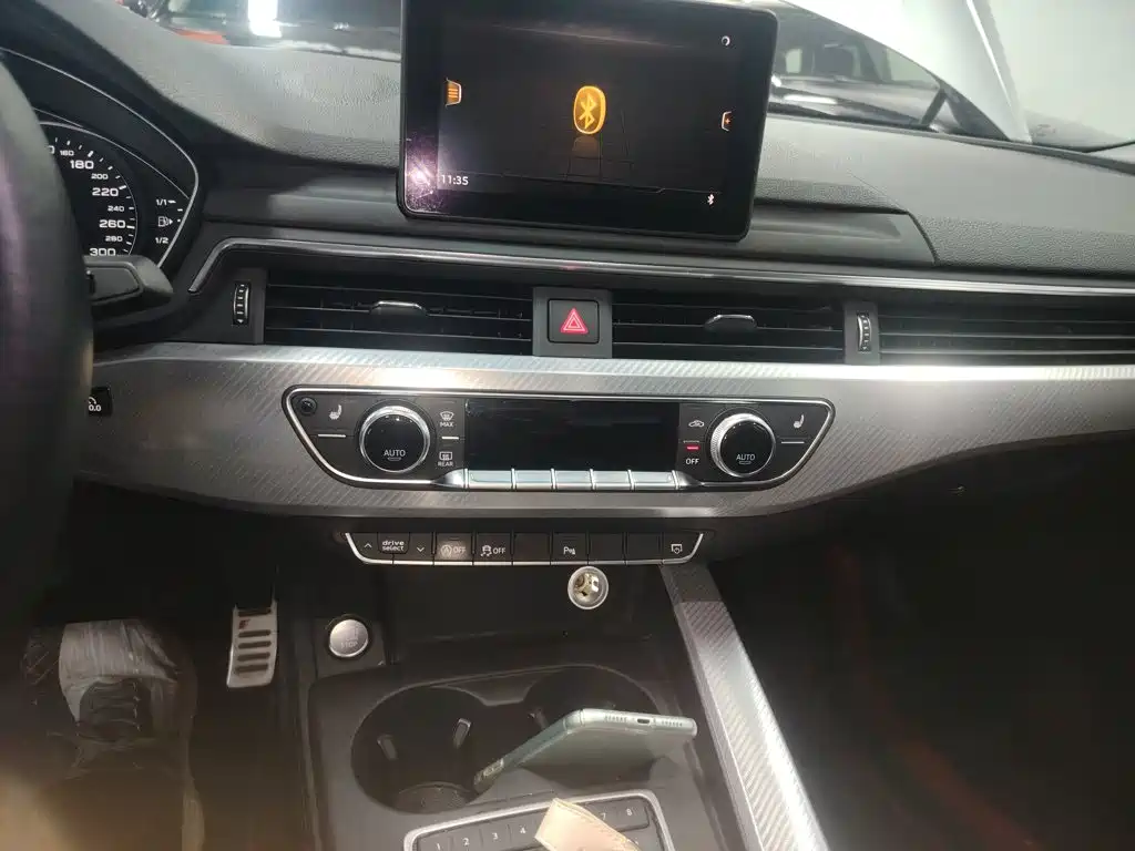 Audi A4L 2017