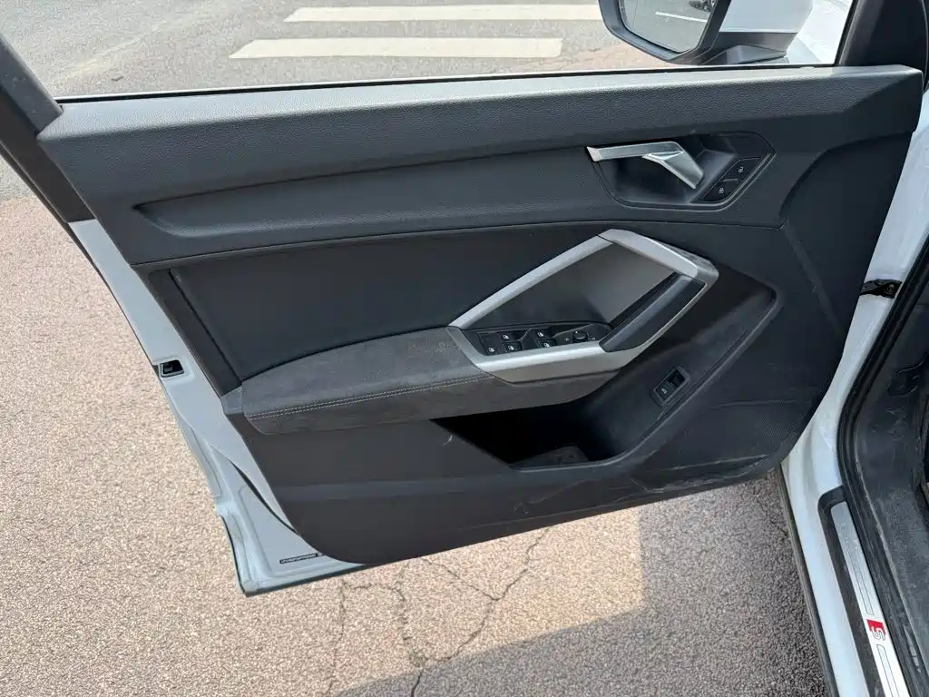 Audi Q3 2023