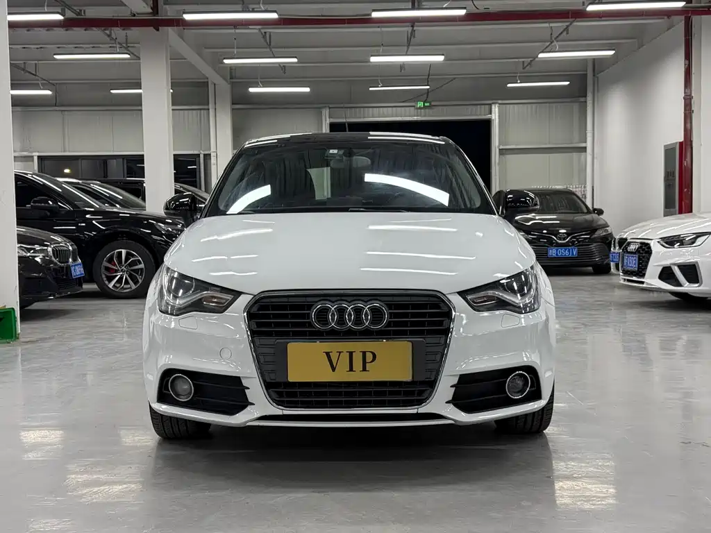 Audi A1 2015 — фото 2