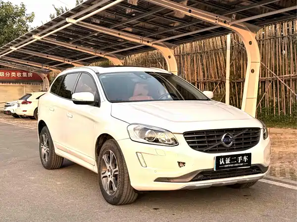 Volvo XC60 2014