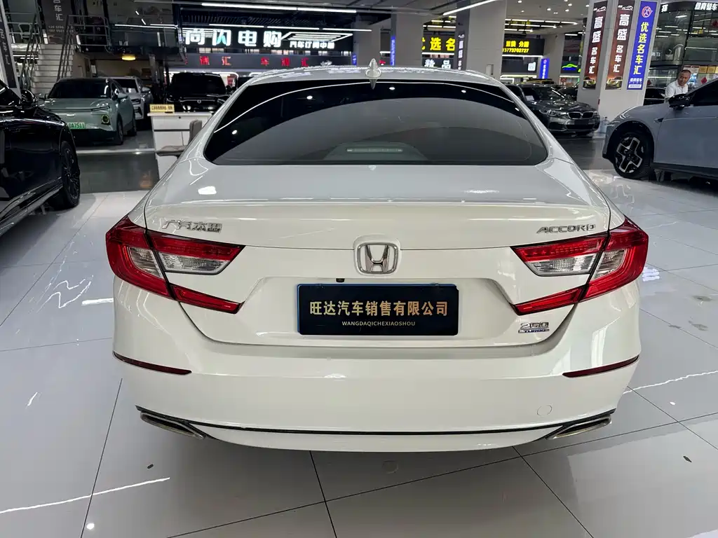 Honda Accord 2019 — фото 23