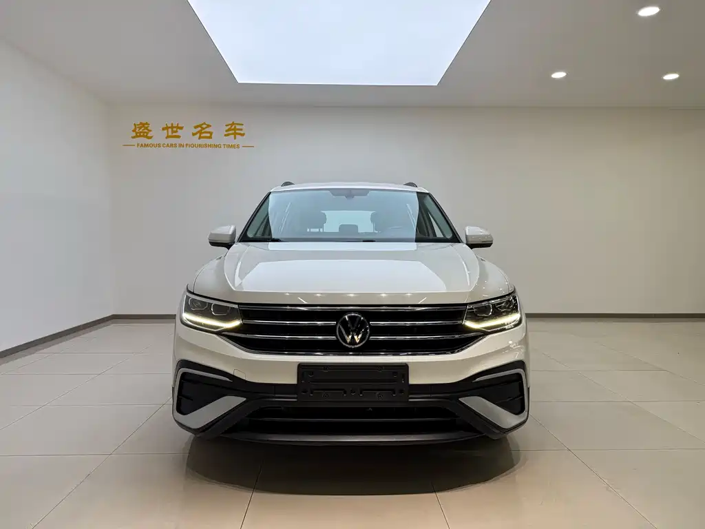 Volkswagen Tiguan L 2022 — фото 2