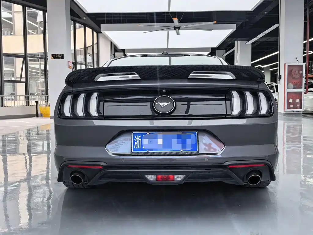 Ford Mustang 2019 — фото 9