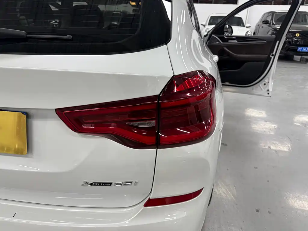 BMW X3 2019 — фото 16