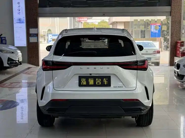 Lexus NX 2022 — фото 5