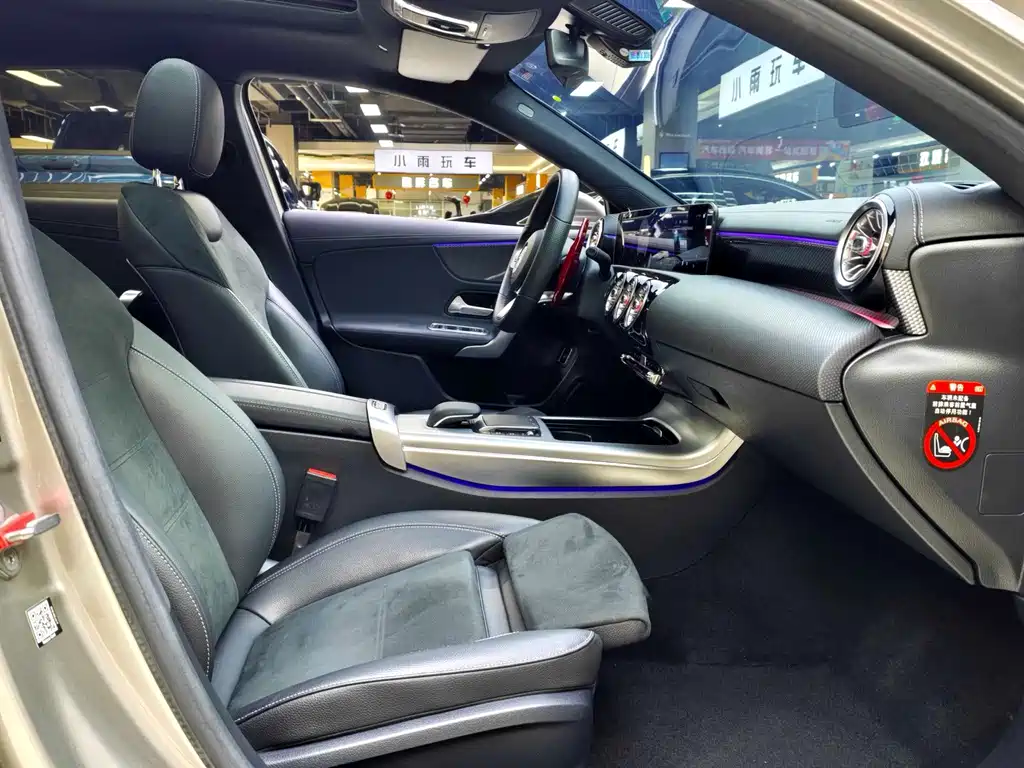 Mercedes-Benz A-Class 2020 — фото 8