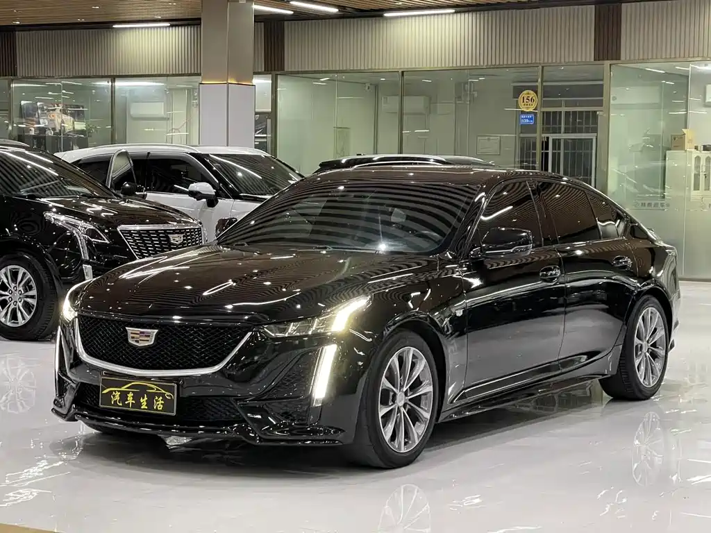 Cadillac CT5 2020 — фото 1
