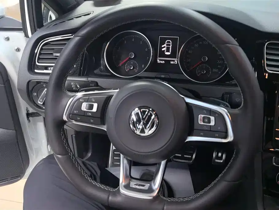 Volkswagen Golf 2018 — фото 15