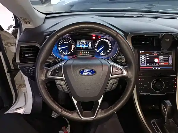 Ford Mondeo 2016