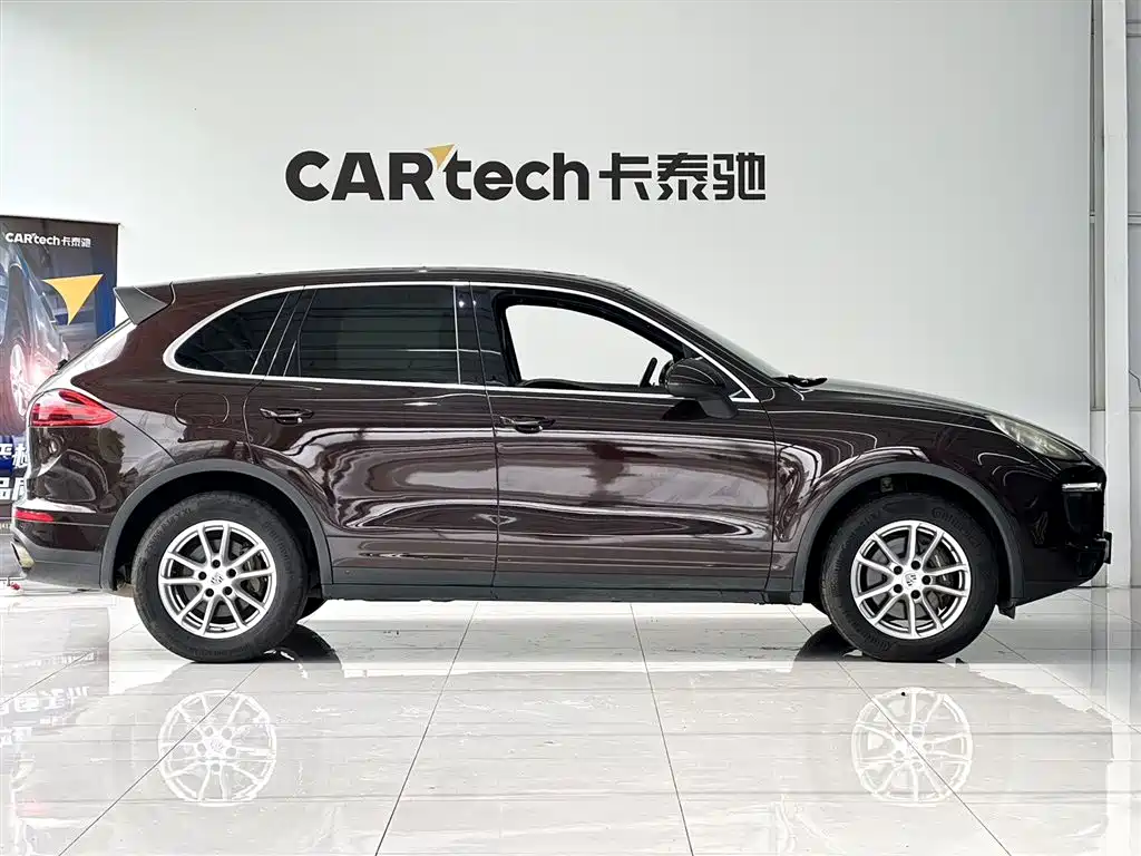 Porsche Cayenne 2015 — фото 4