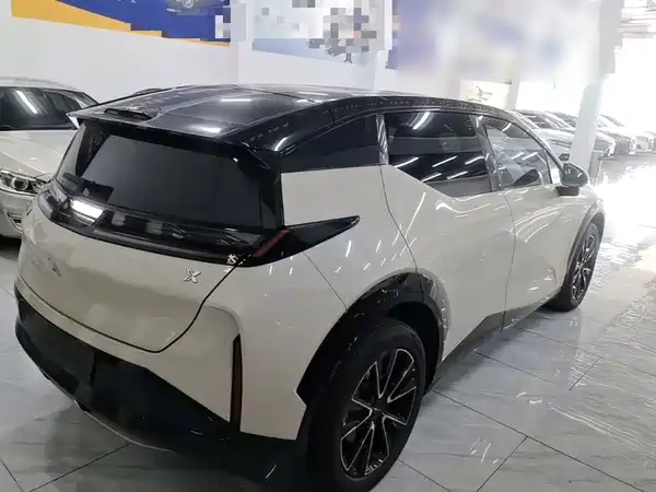 Zeekr X 2023