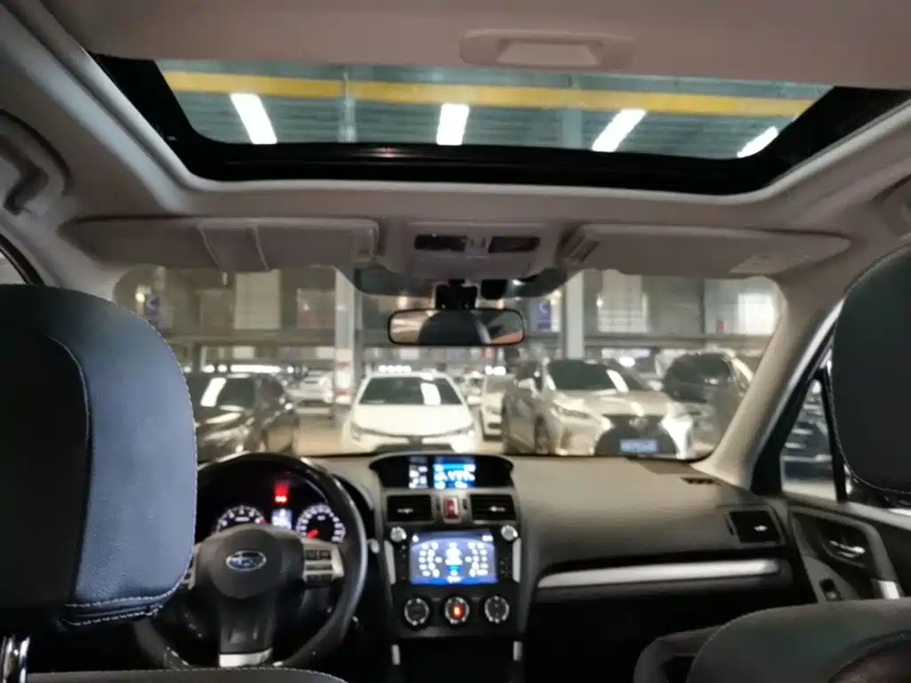Subaru Forester 2014 — фото 18