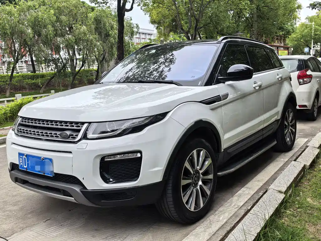 Land Rover Evoque 2018 — фото 1