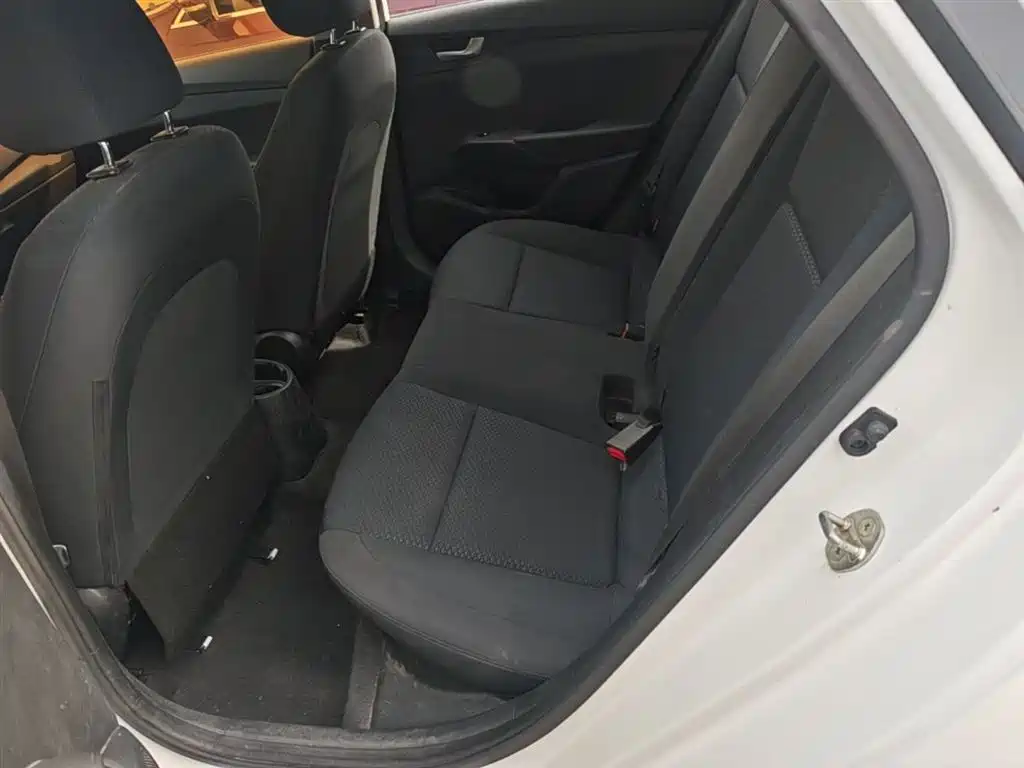 Hyundai Verna RV 2018 — фото 13
