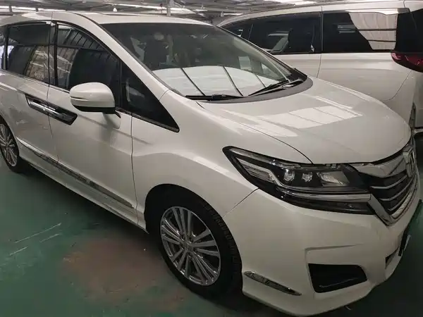 Honda Elysion 2016