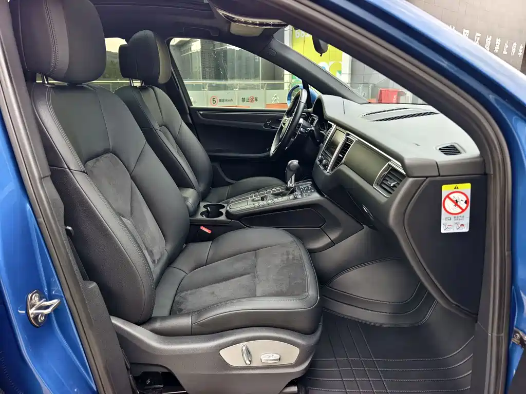 Porsche Macan 2016 — фото 12