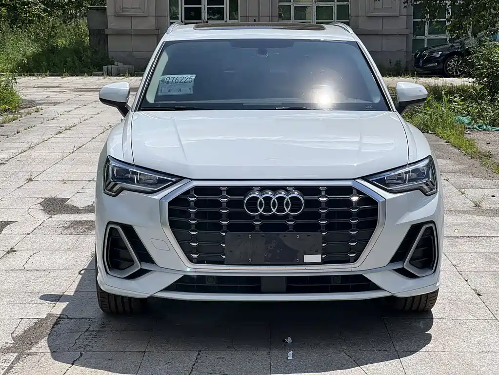 Audi Q3 2023