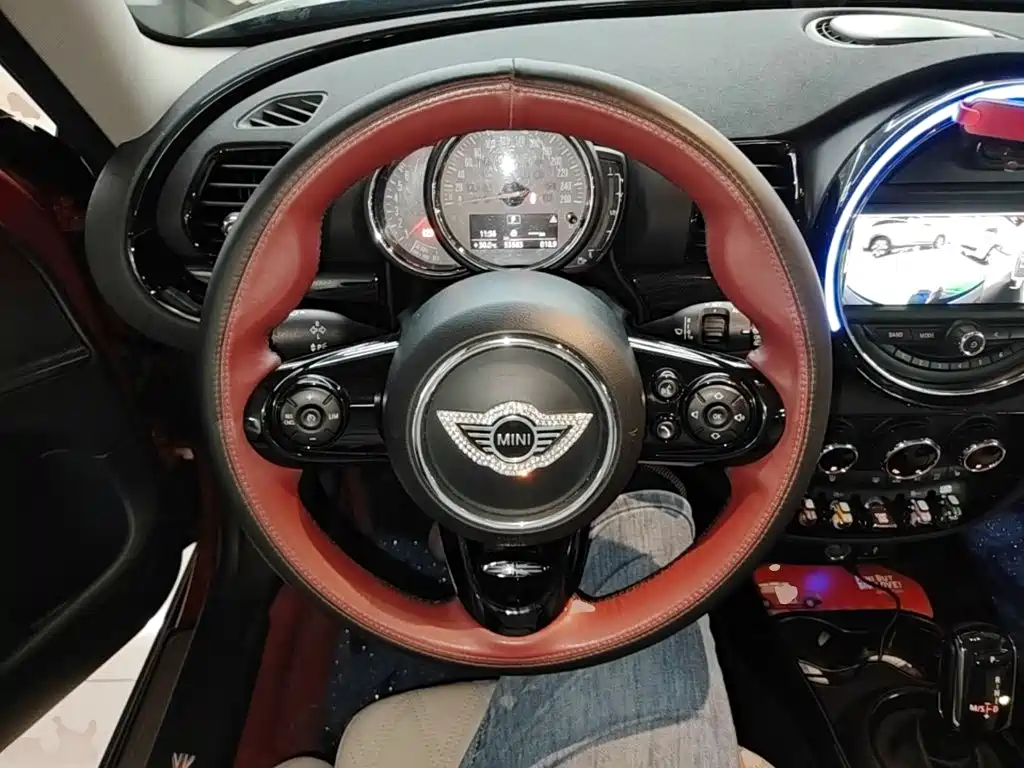 MINI Clubman 2020 — фото 11