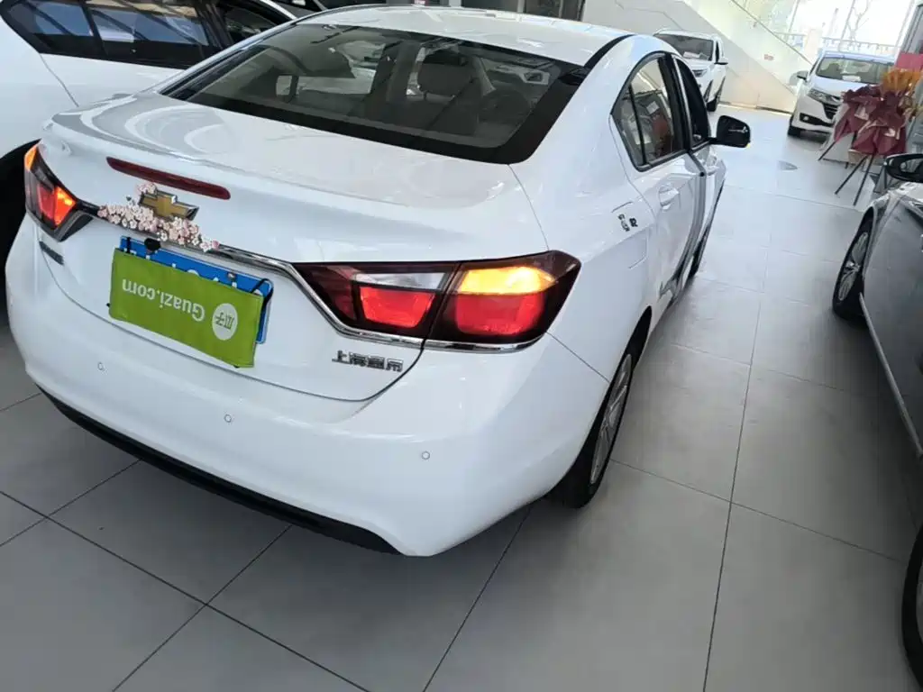 Chevrolet Cruze 2015 — фото 8