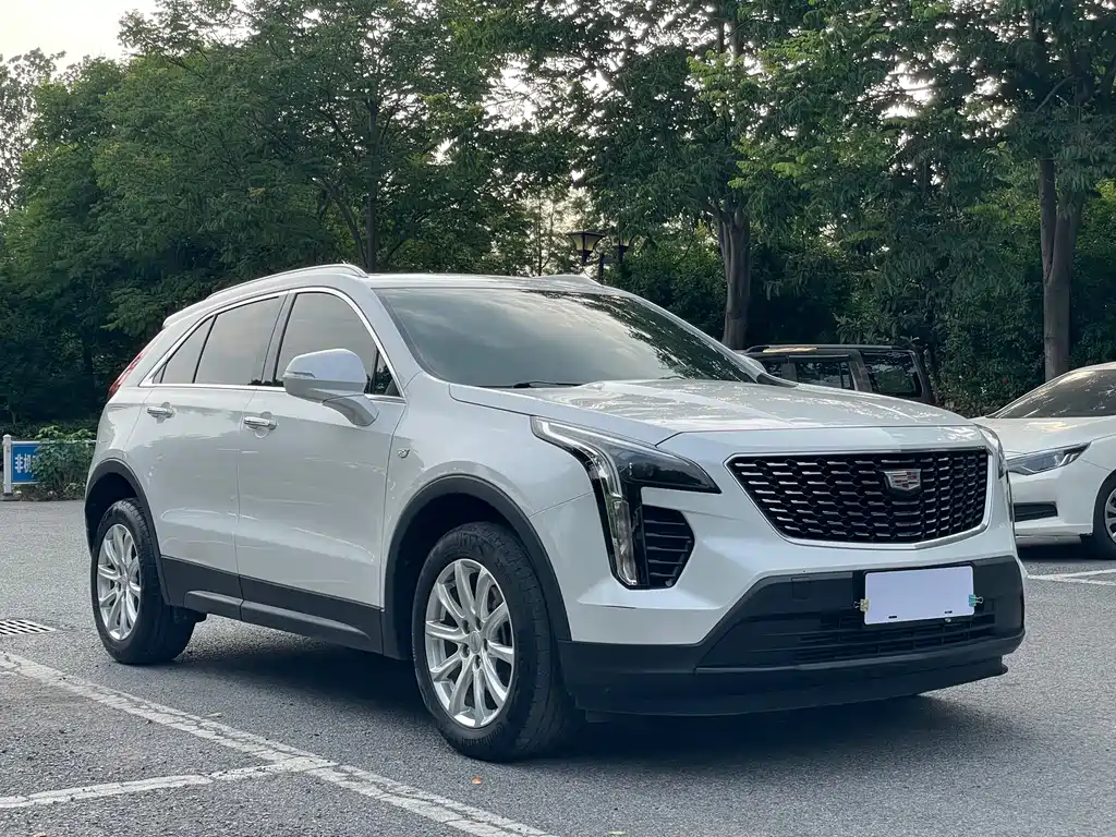 Cadillac XT4 2021 — фото 3