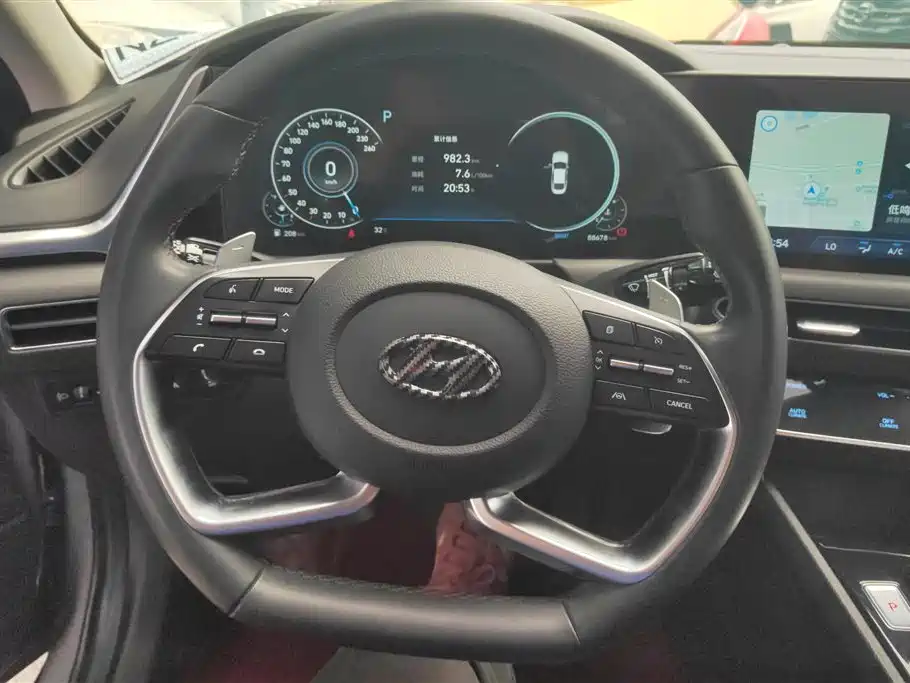 Hyundai Sonata 2022 — фото 15