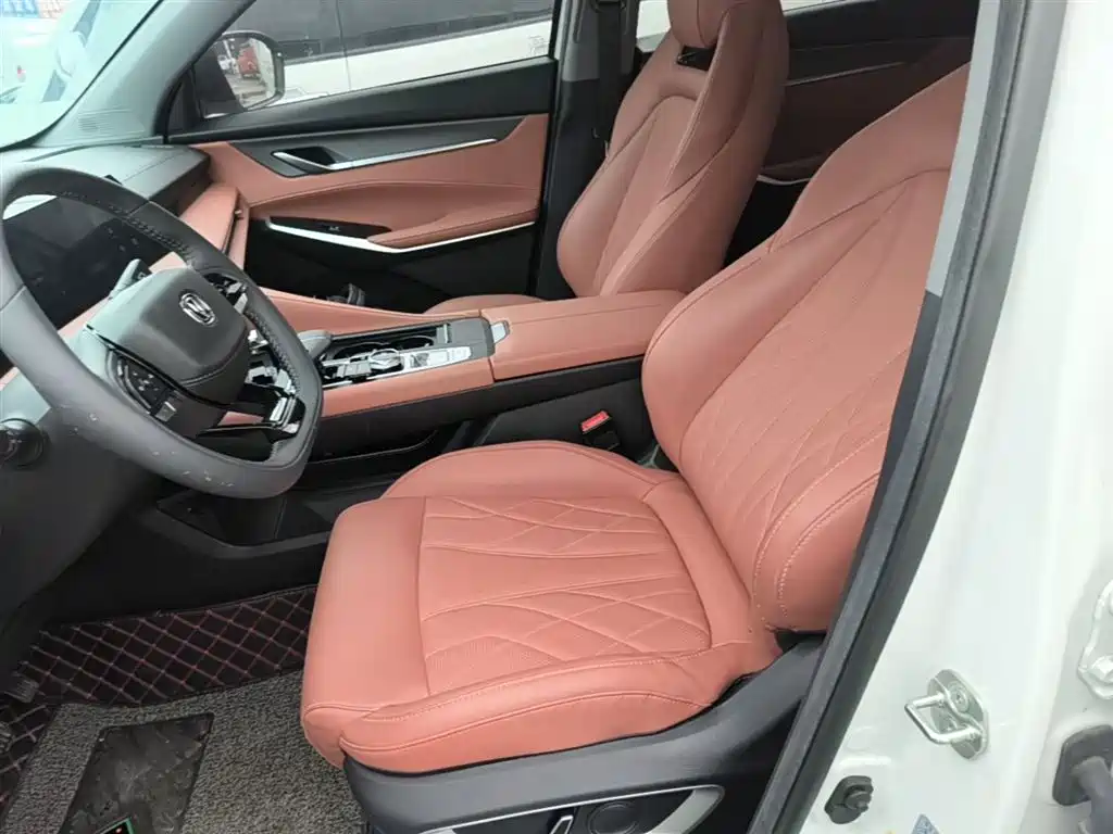 Changan CS75 PLUS 2024 — фото 15