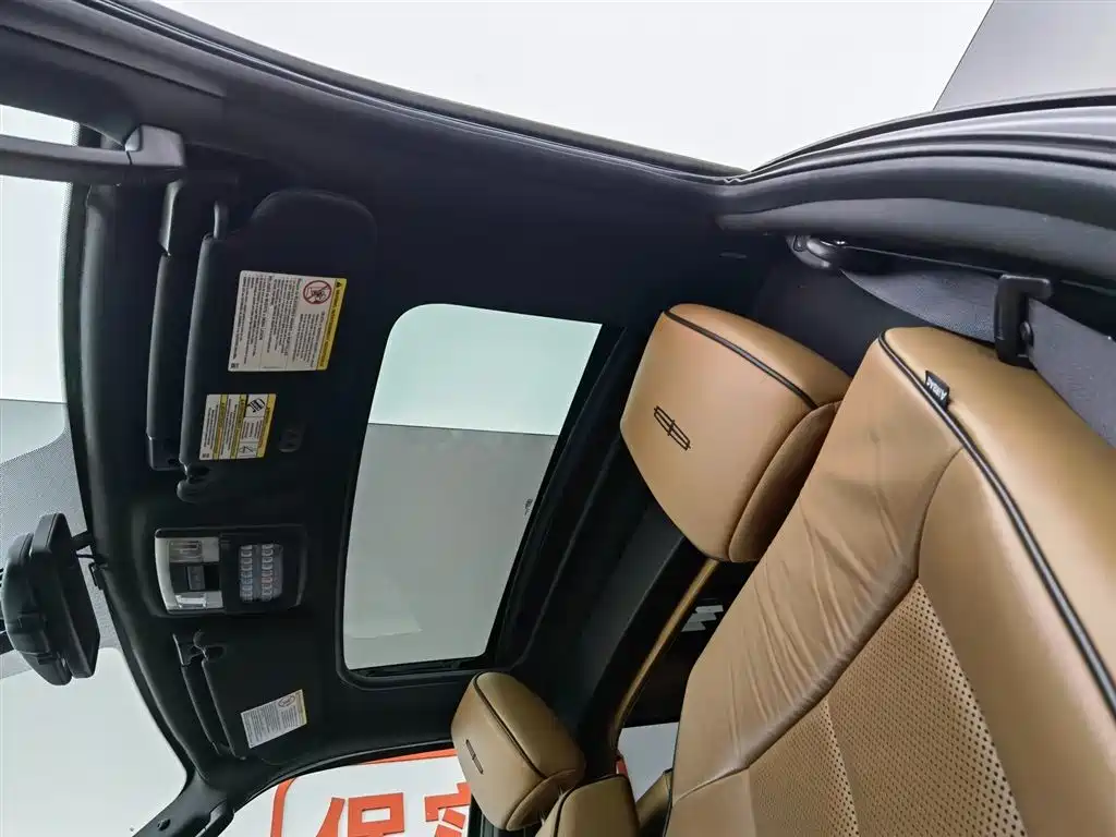 Lincoln Navigator 2012 — фото 10