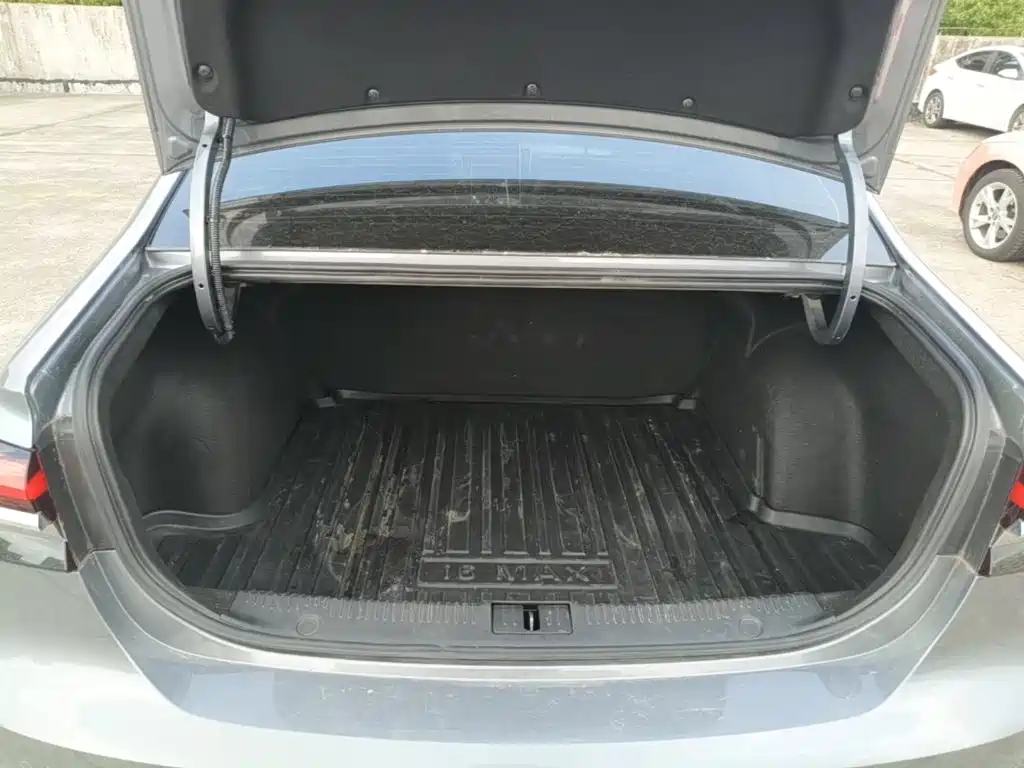 Roewe i6 MAX 2021 — фото 19