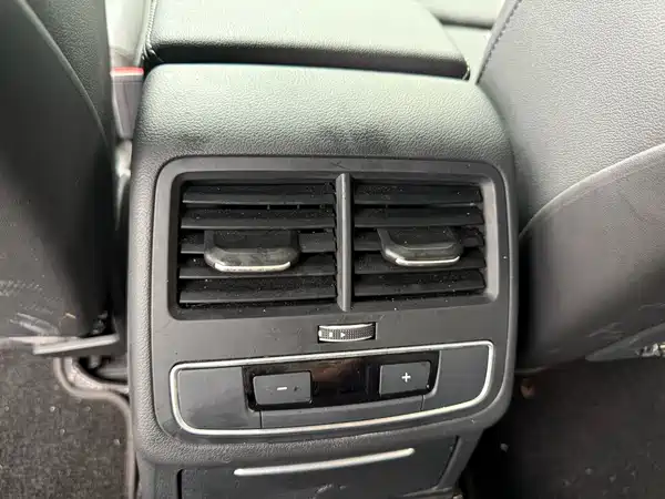 Audi A4L 2023