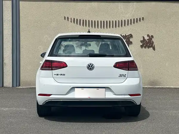 Volkswagen Golf 2020