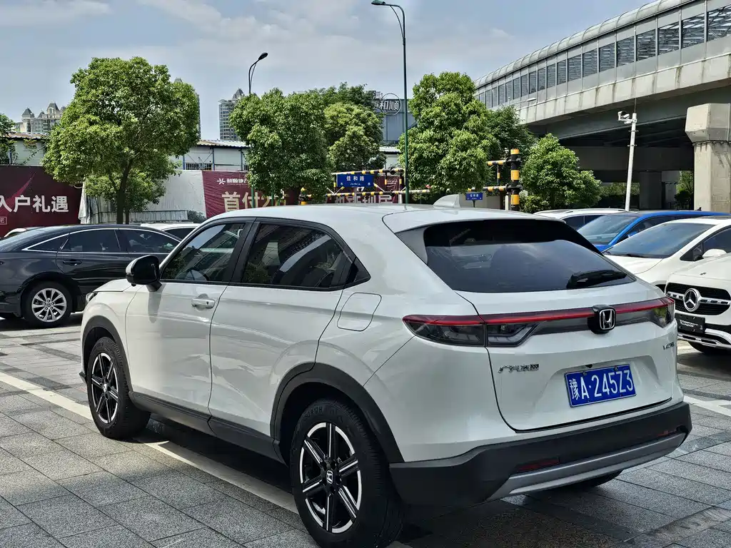 Honda Vezel 2023 — фото 12