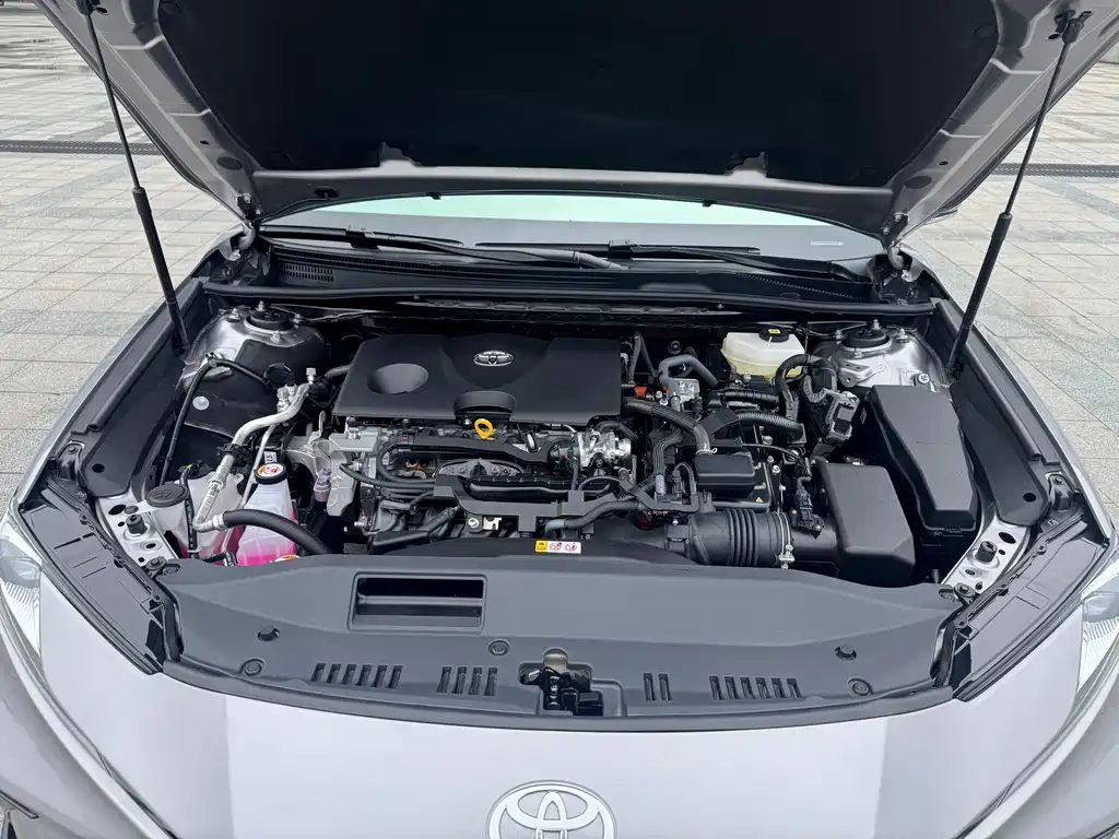 Toyota Camry 2025 — фото 21