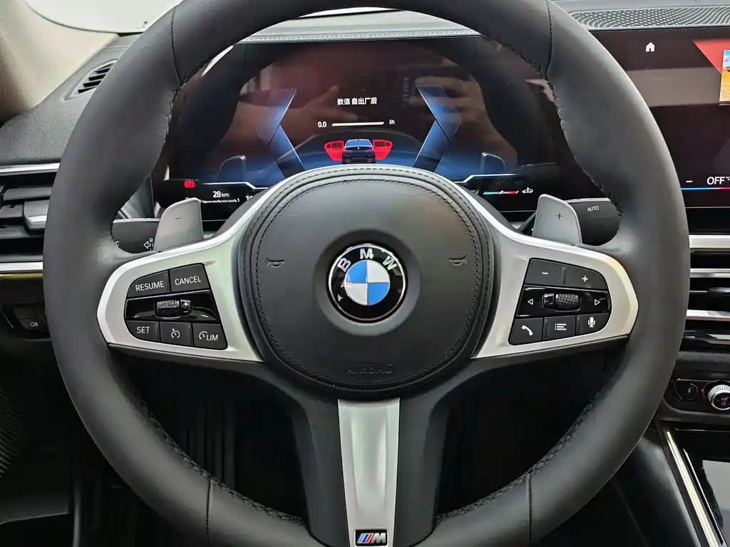 BMW 3 Series 2022 — фото 12