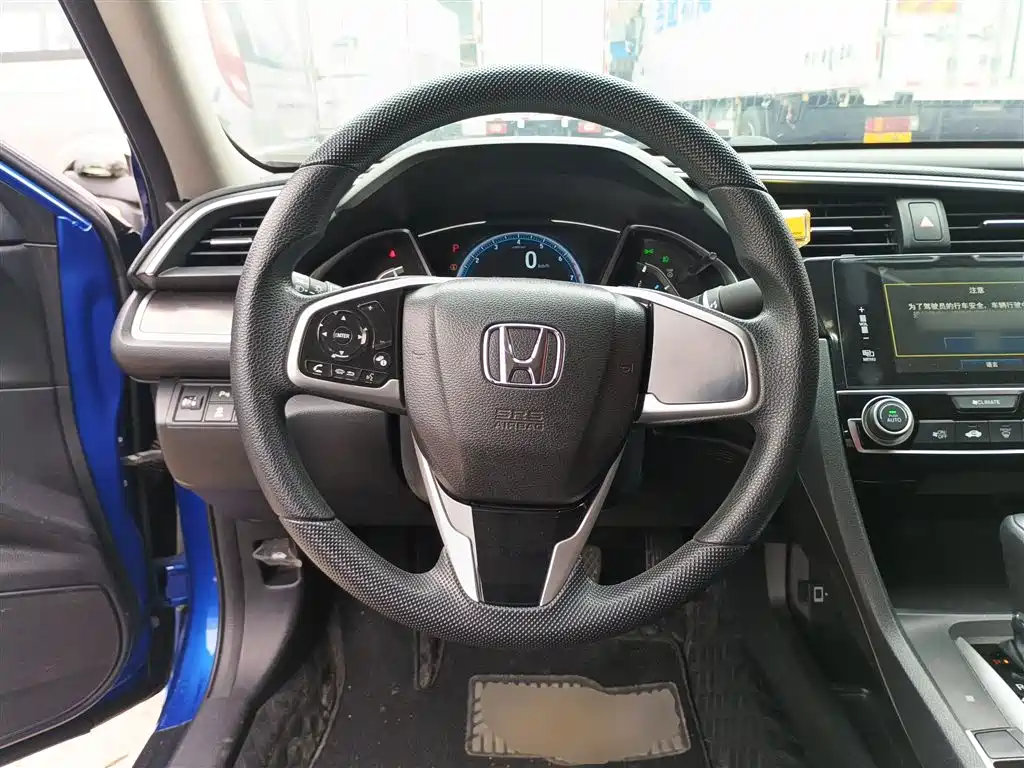 Honda Civic 2020 — фото 11